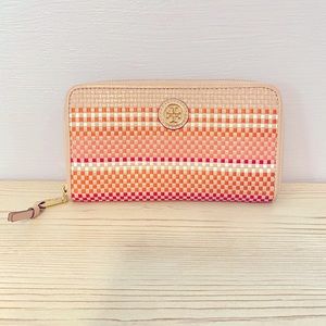 Tory Burch Emerson Woven Zip Continental Wallet New condition